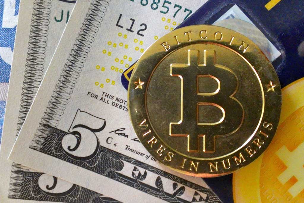 Купить, продать, вывести биткоин в обменнике криптовалют в Украине за гривны, Приват24
