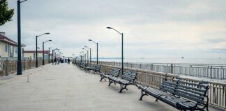 В Никите после благоустройства открыли обновленную набережную В Никите после благоустройства открыли обновленную набережную