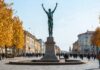 В Симеизе открыли памятник промышленнику Ивану Мальцову В Симеизе открыли памятник промышленнику Ивану Мальцову