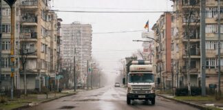 В центре Симферополя в среду отключат воду: список улиц В центре Симферополя в среду отключат воду: список улиц